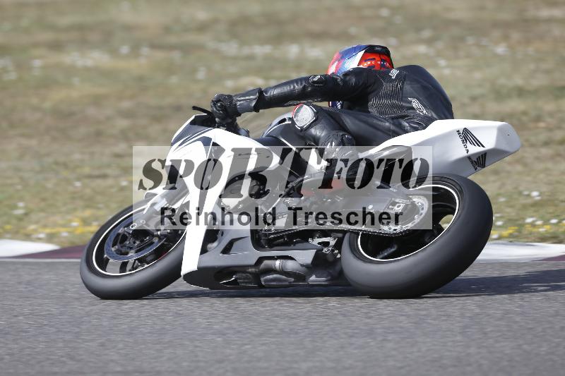 /37 09.08.2026  Pluess Motosport ADR/Freies Fahren/79